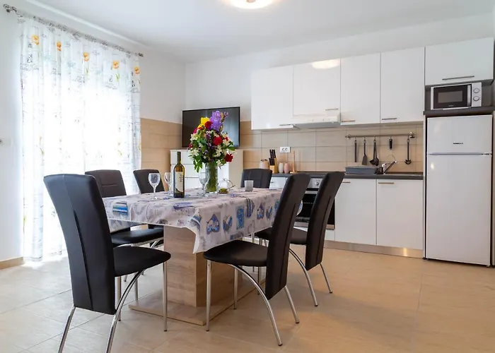 Raspolic Apartmán *